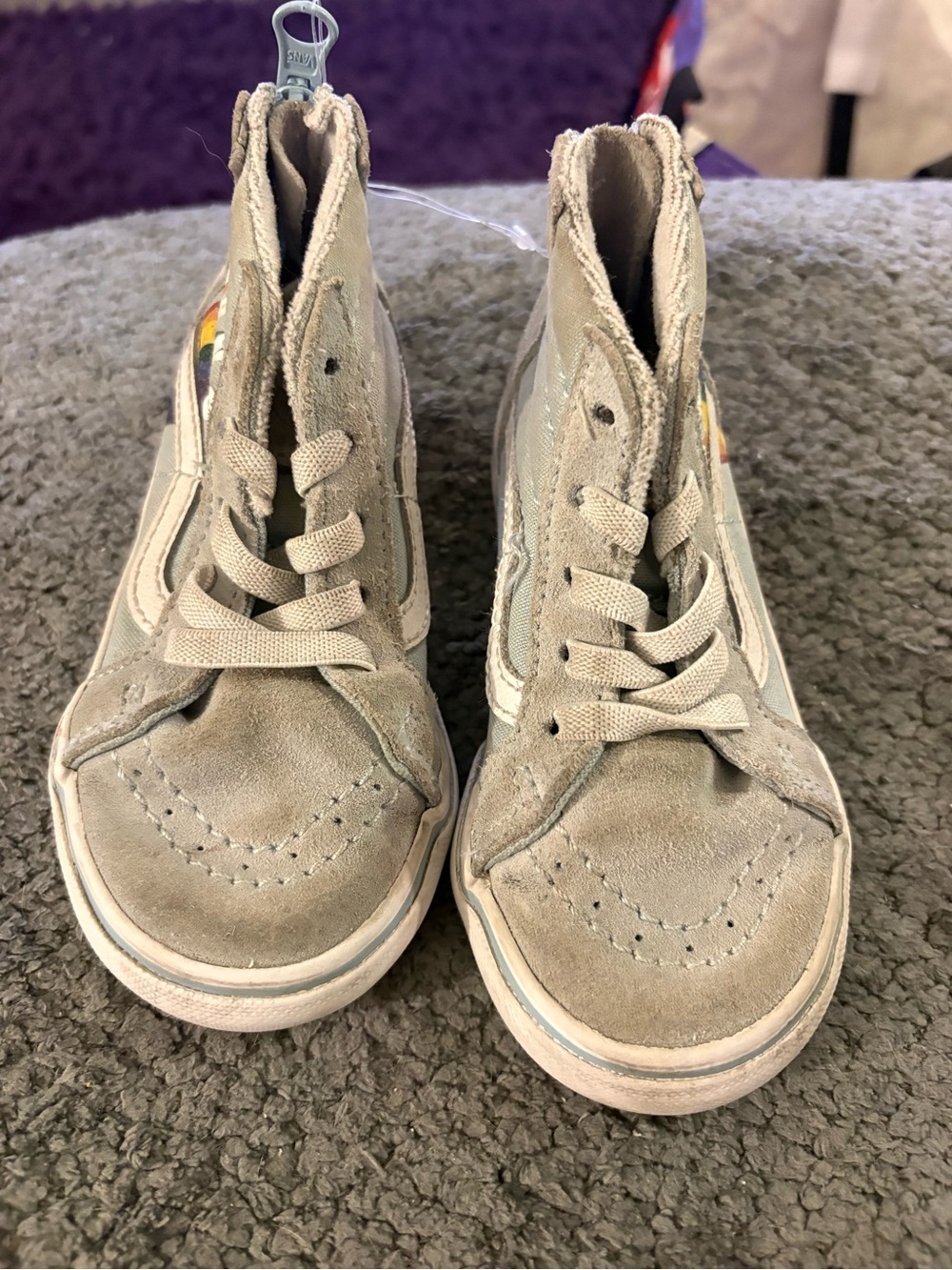 Vans Kids High-Top Sneakers in Light Gray with Rainbow Accent